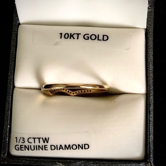 1/3 CCTW genuine diamond 10k Yellow Gold ring 💍 - Picture 2 of 4